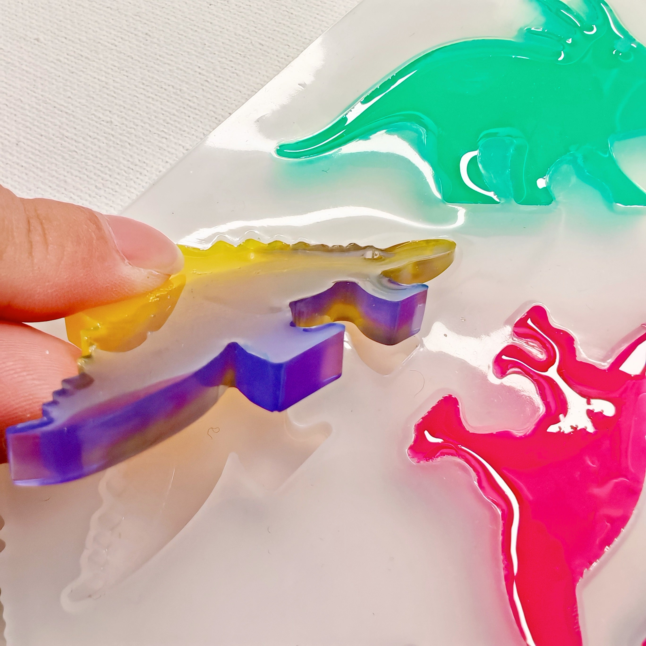 EXERZ Resin Craft Kit – Complete Set for Creative Resin Art (Dinosaur)